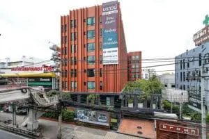 รีวิว บราวน์ คอนโด พหลฯ-สะพานใหม่ Brown Condo Phahol-Sapanmai คอนโดแต่งครบพร้อมอยู่ ใกล้ BTS สายหยุด