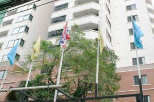 คอนโด มิตรกร แมนชั่น MITKORN MANSION