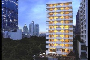 คอนโด นราทร เพลส สาทร / Narathorn Place Sathorn
