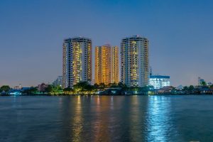 คอนโด ริเวอไรน์ เพลส คอนโดมิเนียม Riverine Place