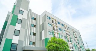 รีวิว Condo Me บางนา-บางบ่อ คอนโดใหม่แต่งเฟอร์ฯ ครบพร้อมอยู่ เพียง 2 นาที* ถึง Lotus’s บางบ่อ เริ่ม 1.19 ล้านบาท*