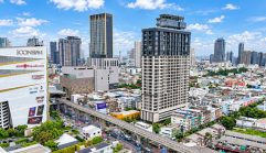รีวิว Rhythm Charoennakhon Iconic แฟลกชิปลักชัวรีคอนโดพร้อมอยู่ วิวแม่น้ำเจ้าพระยา ตรงข้าม ICONSIAM เพียง 100 ม.* จาก BTS เจริญนคร เริ่ม 5.9 ล้าน*